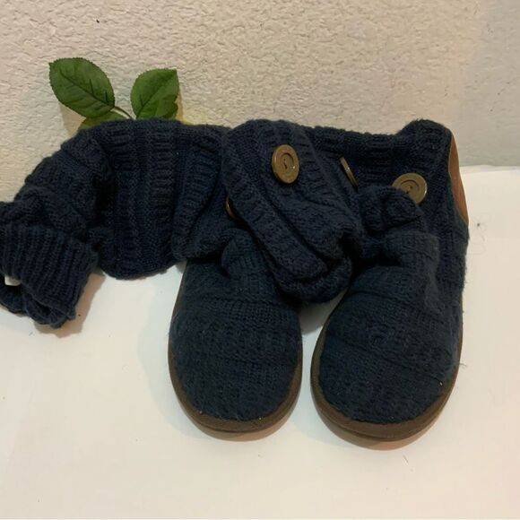 Mukluk Boots knitted socks like boots size 10 - Picture 1 of 7